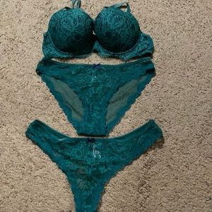 Victoria’s secret bra bundle